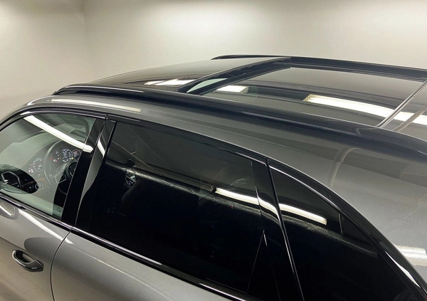 Porsche Cayenne cena 399000 przebieg: 74921, rok produkcji 2019 z Goniądz małe 781